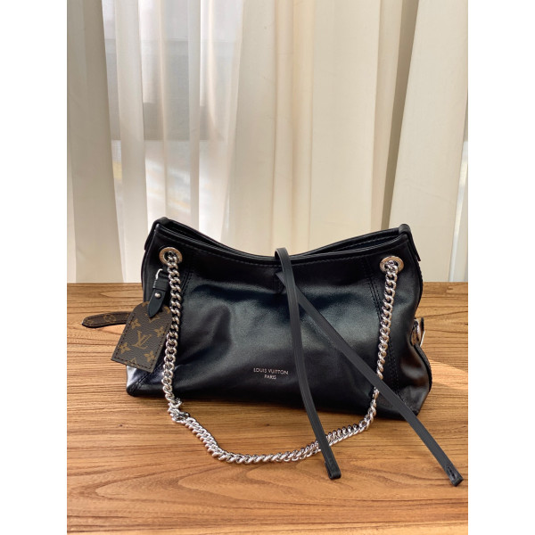 CARRYALL BB 手袋 — 1