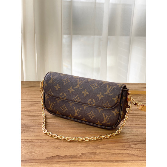 M81911 WALLET ON CHAIN IVY 大麻将手袋
